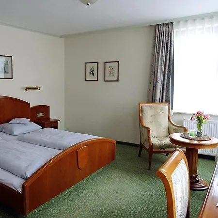 Hotel Eberbacher Hof 3*
